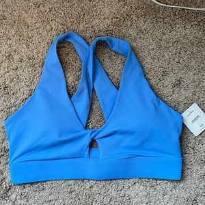 BRAND NEW Fabletics Sports Bra Size XL